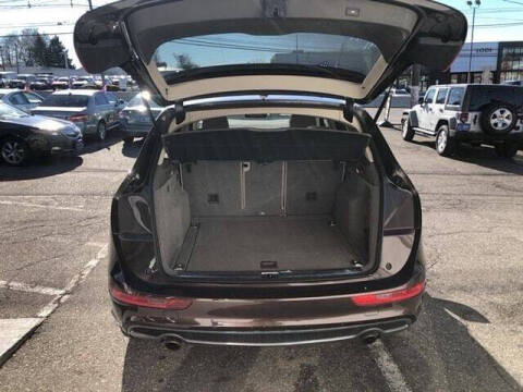 2011 Audi Q5 3.2 quattro Premium Plus