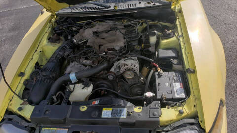 2002 Ford Mustang Deluxe