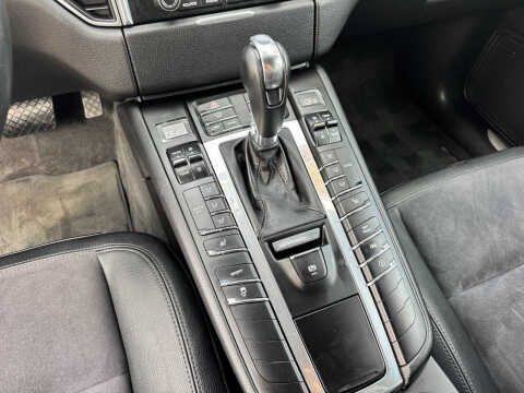 2017 Porsche Macan S