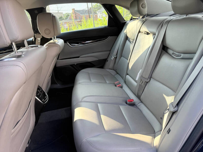 2013 Cadillac XTS Premium Collection