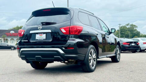 2018 Nissan Pathfinder S