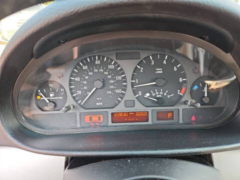 2003 BMW 3 Series 325i