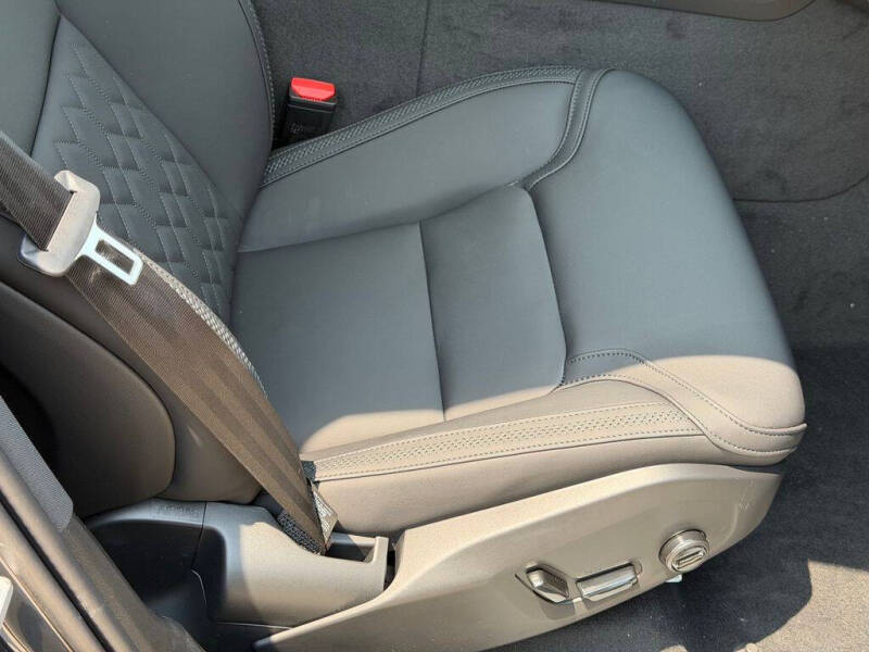 2026 Volvo XC60 B5 Core