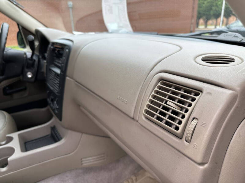 2002 Ford Explorer XLT