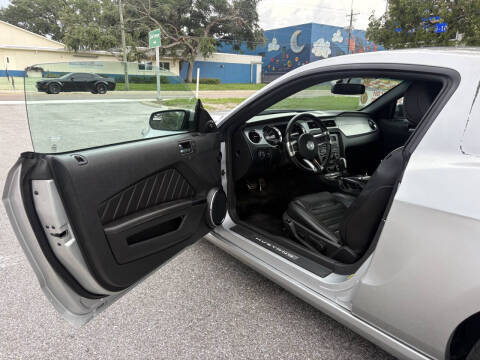 2014 Ford Mustang V6 Premium