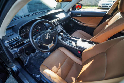2018 Lexus IS 300