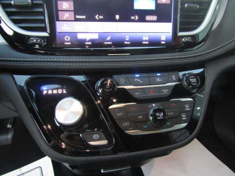 2024 Chrysler Pacifica Touring