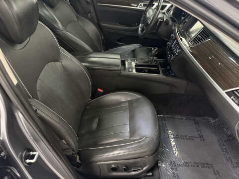 2015 Hyundai Genesis