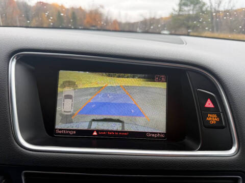 2012 Audi Q5 2.0T quattro Premium Plus