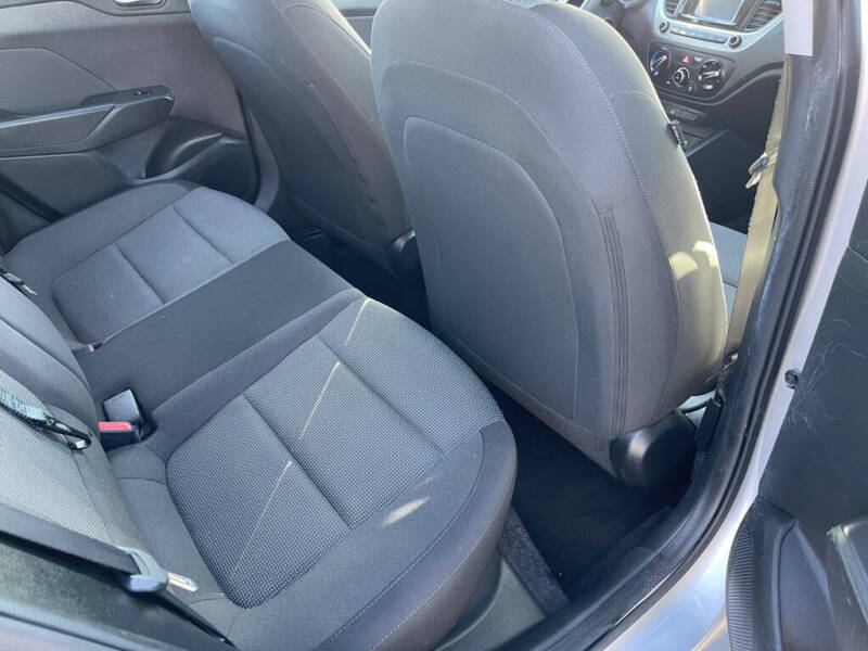 2021 Hyundai Accent SE