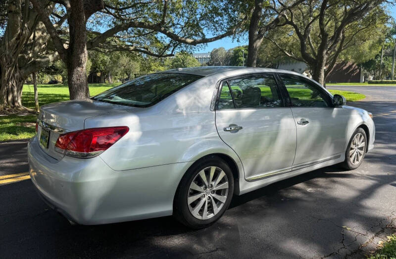 2011 Toyota Avalon Limited