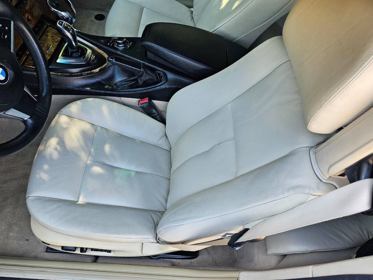 2010 BMW 6 Series 37