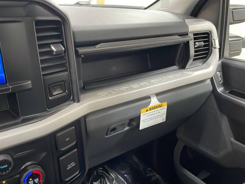 2026 Ford F-350 Super Duty XLT