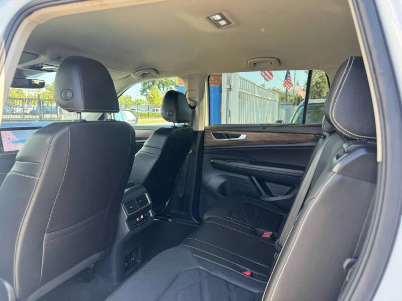 2025 Volkswagen Atlas SE 4Motion