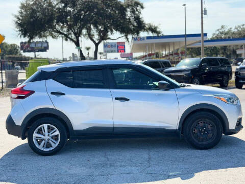 2019 Nissan Kicks