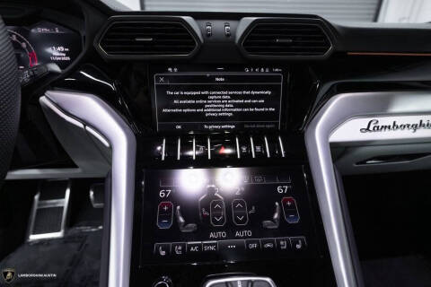 2023 Lamborghini Urus S