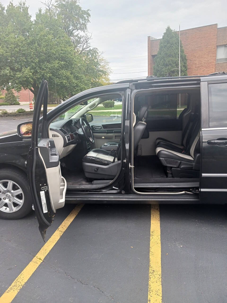 2010 Chrysler Town and Country for sale at LB's Discount Auto Sales in Steger, IL