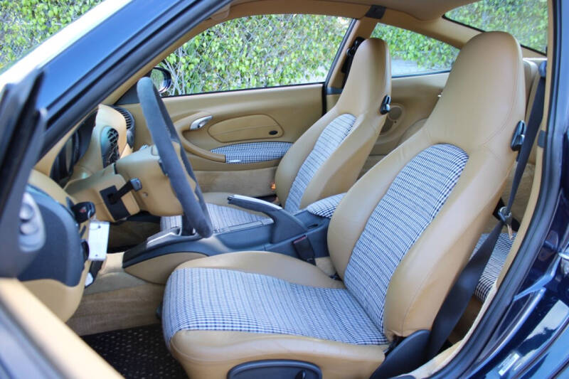 1999 Porsche 911 Carrera