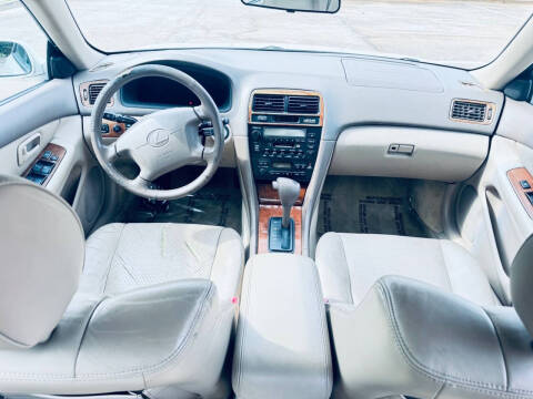 1999 Lexus ES 300