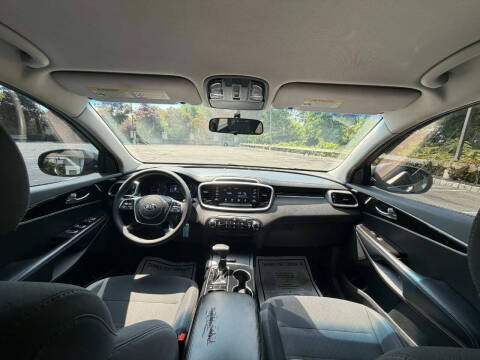 2019 Kia Sorento L