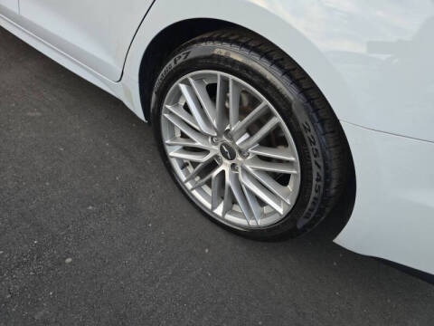 2020 Genesis G70 2.0T