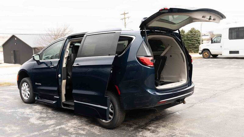2021 Chrysler Pacifica Touring L