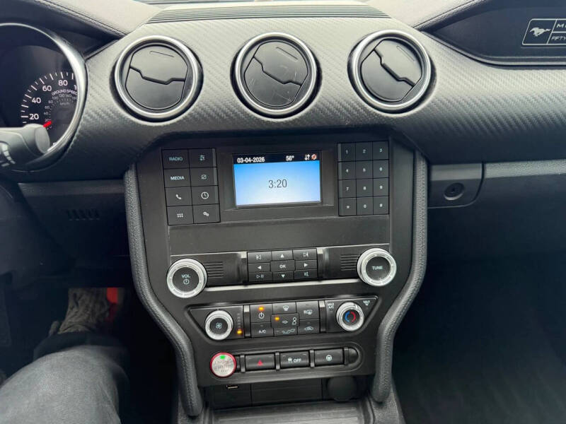 2020 Ford Mustang
