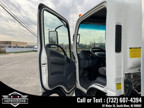 2014 Isuzu NPR HD DSL REG AT