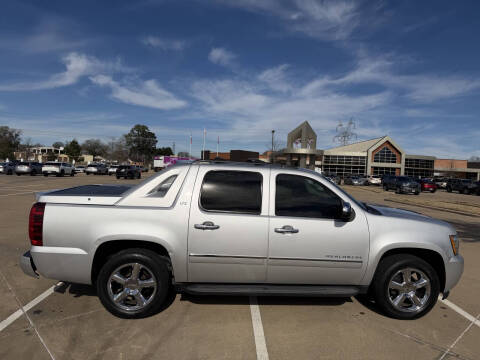 2012 Chevrolet Avalanche LTZ