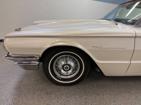 1964 Ford Thunderbird