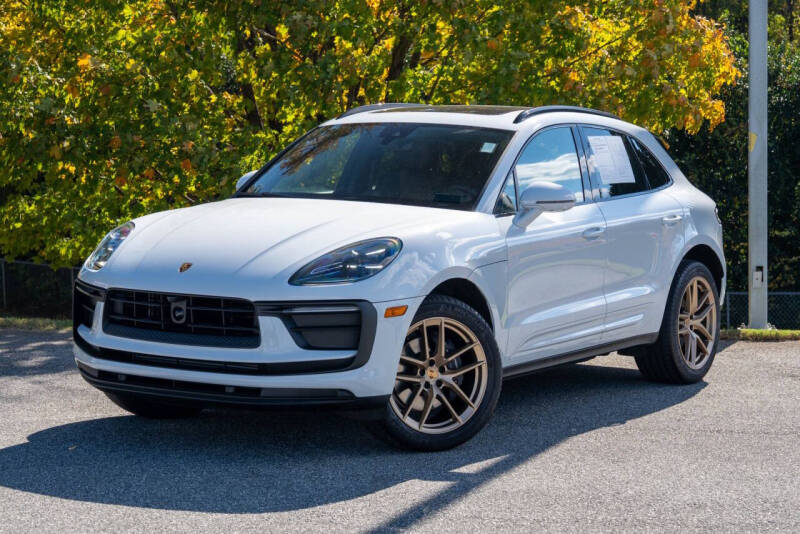 2025 Porsche Macan