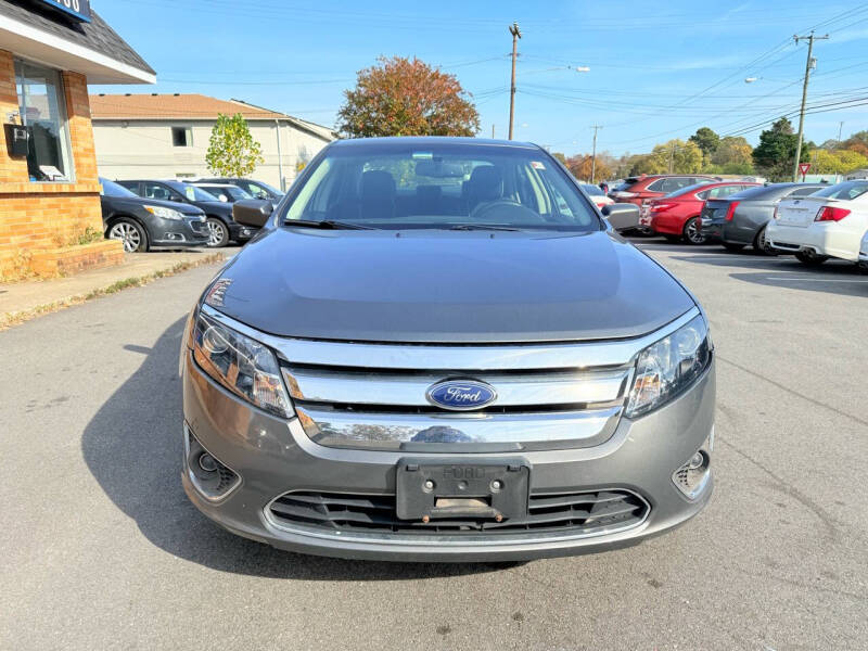 2010 Ford Fusion SE photo 8