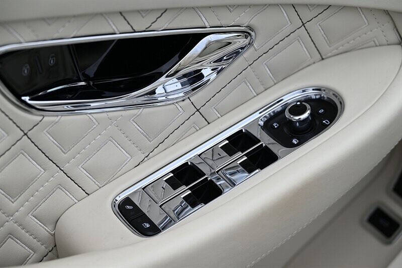 2020 Bentley Continental 41