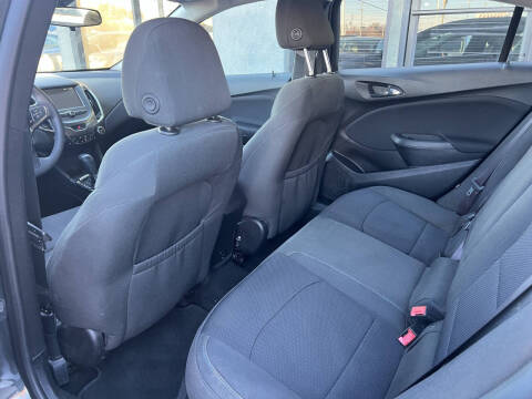 2017 Chevrolet Cruze LT Auto