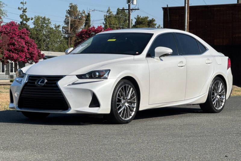 2017 Lexus IS 200t