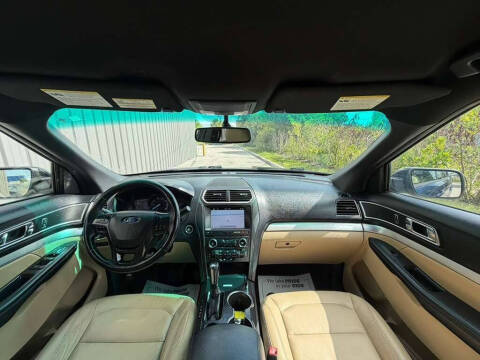 2017 Ford Explorer XLT