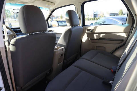 2011 Ford Escape XLS