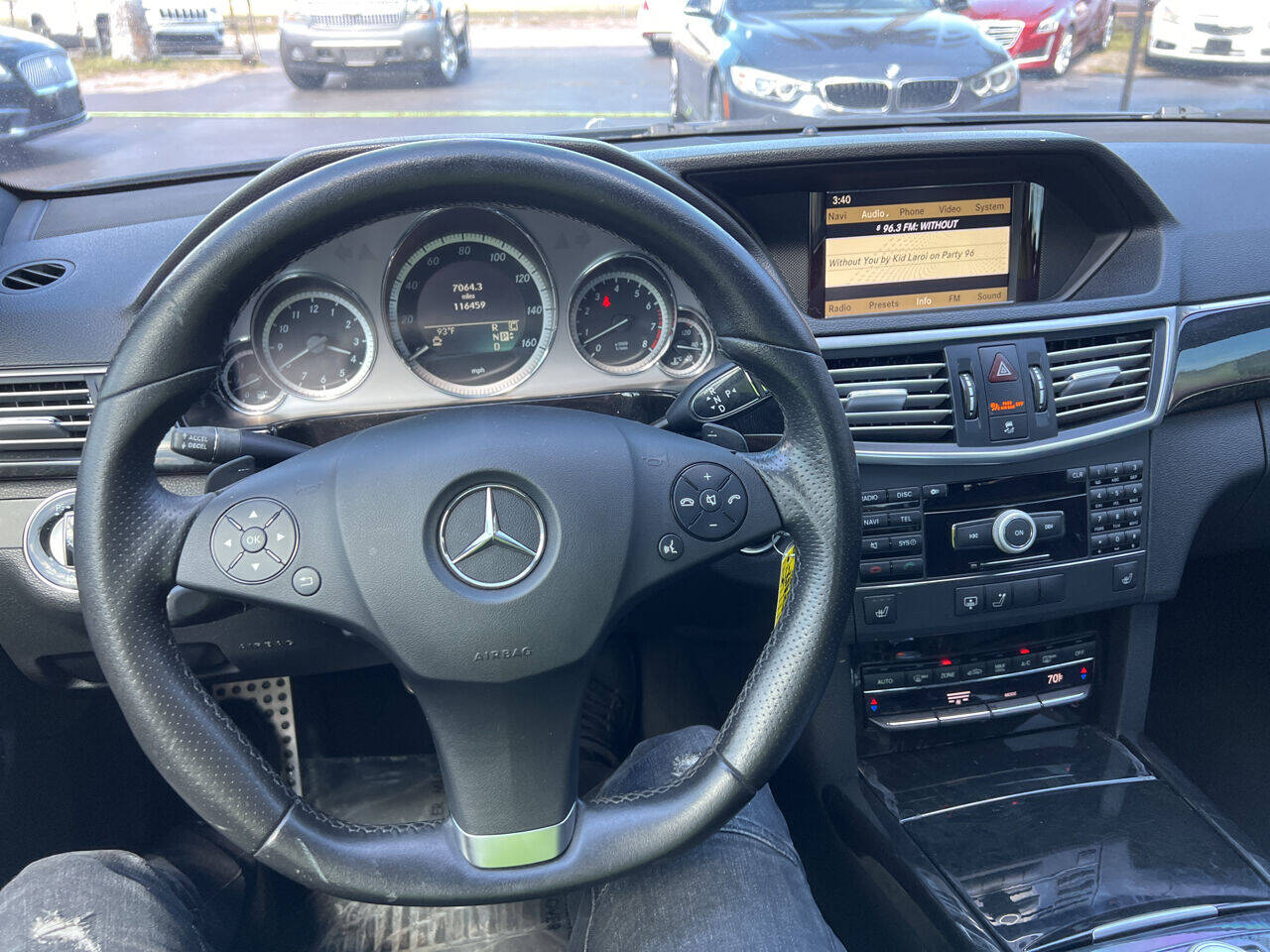 2010 Mercedes-Benz E-Class  - $11,900