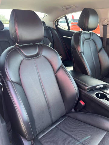 2019 Genesis G70 2.0T Advanced