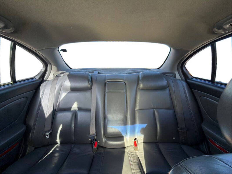 2004 Pontiac Bonneville SE