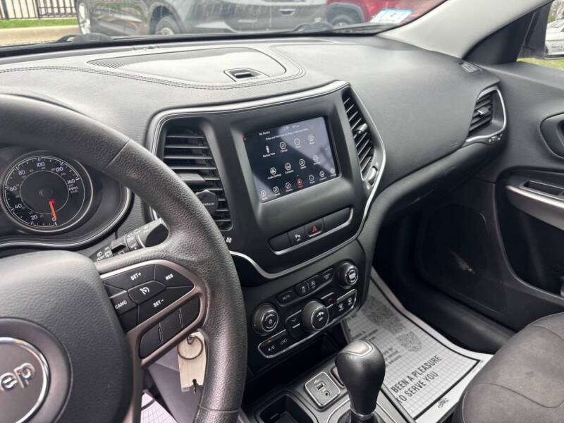 2019 Jeep Cherokee Latitude