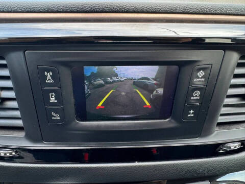 2017 Chrysler Pacifica LX
