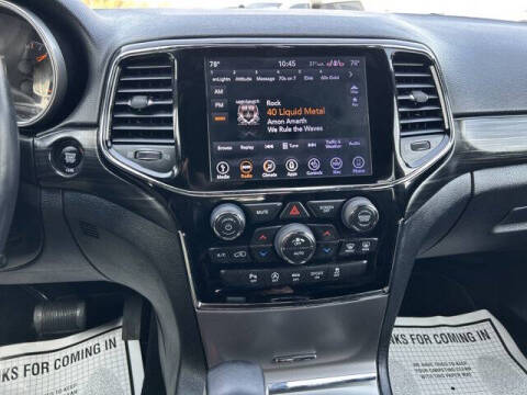 2019 Jeep Grand Cherokee Laredo E