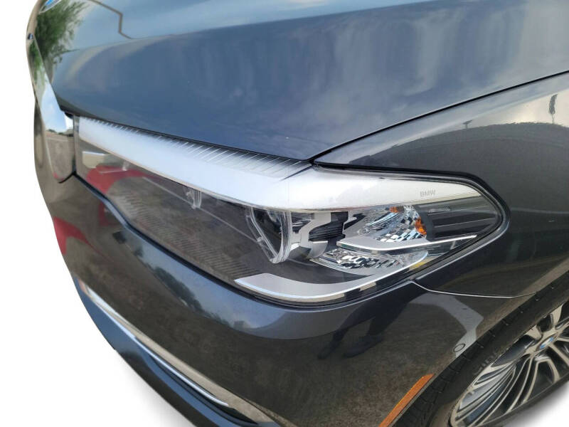 2019 BMW 5 Series 540i