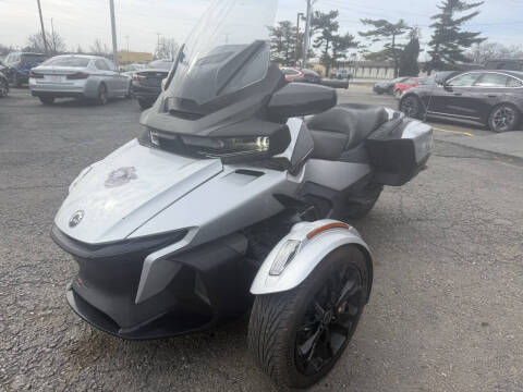 2023 Can-Am Spyder RT