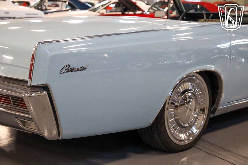 1966 Lincoln Continental