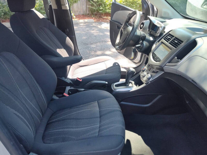 2016 Chevrolet Sonic LT Auto