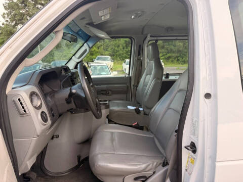 2011 Ford E-Series E-150 XL