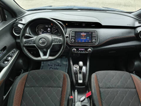 2020 Nissan Kicks SR
