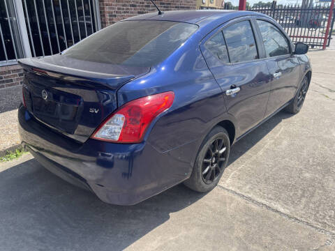 2018 Nissan Versa